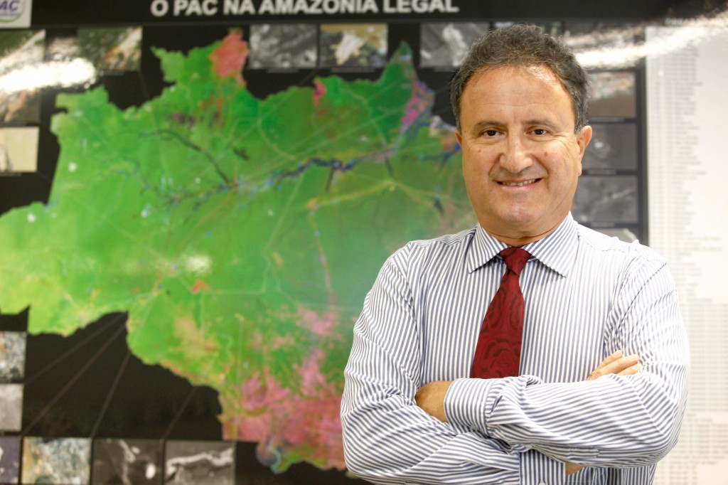 Evaristo de Miranda debate os caminhos entre o agronegócio e a industrialização do Brasil