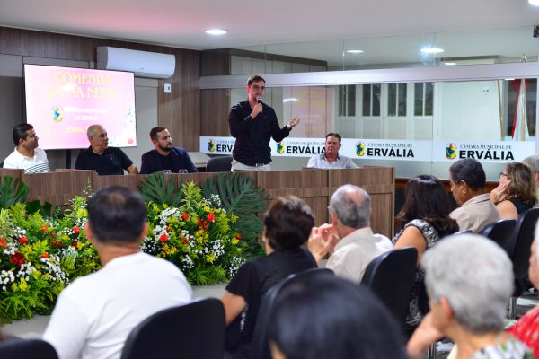 Jovem vereador de Ervália se destaca por atuação ao lado da FUG-MG e mobilização pela formação política