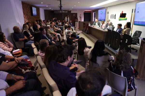 Brasília recebe Encontro Regional com foco na educação e saúde mental dos professores