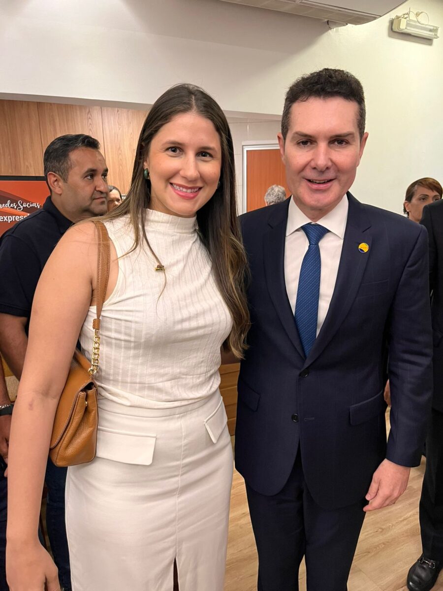 Ministro Jader Barbalho Filho recebe Título de Cidadão Baiano na ALBA