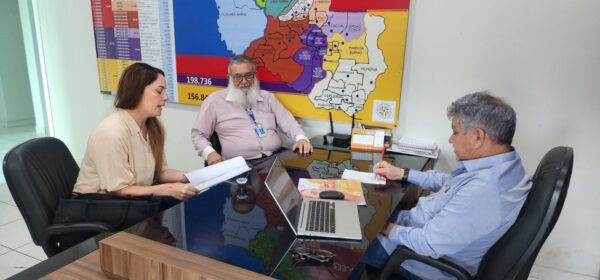 FUG-RO e UNIR debatem parceria para encontro nacional universitário